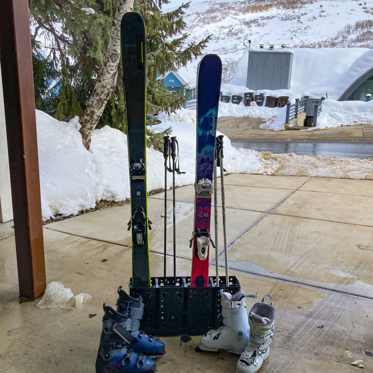 Ski Storage Rack (Holds 4 Pairs of Skis)